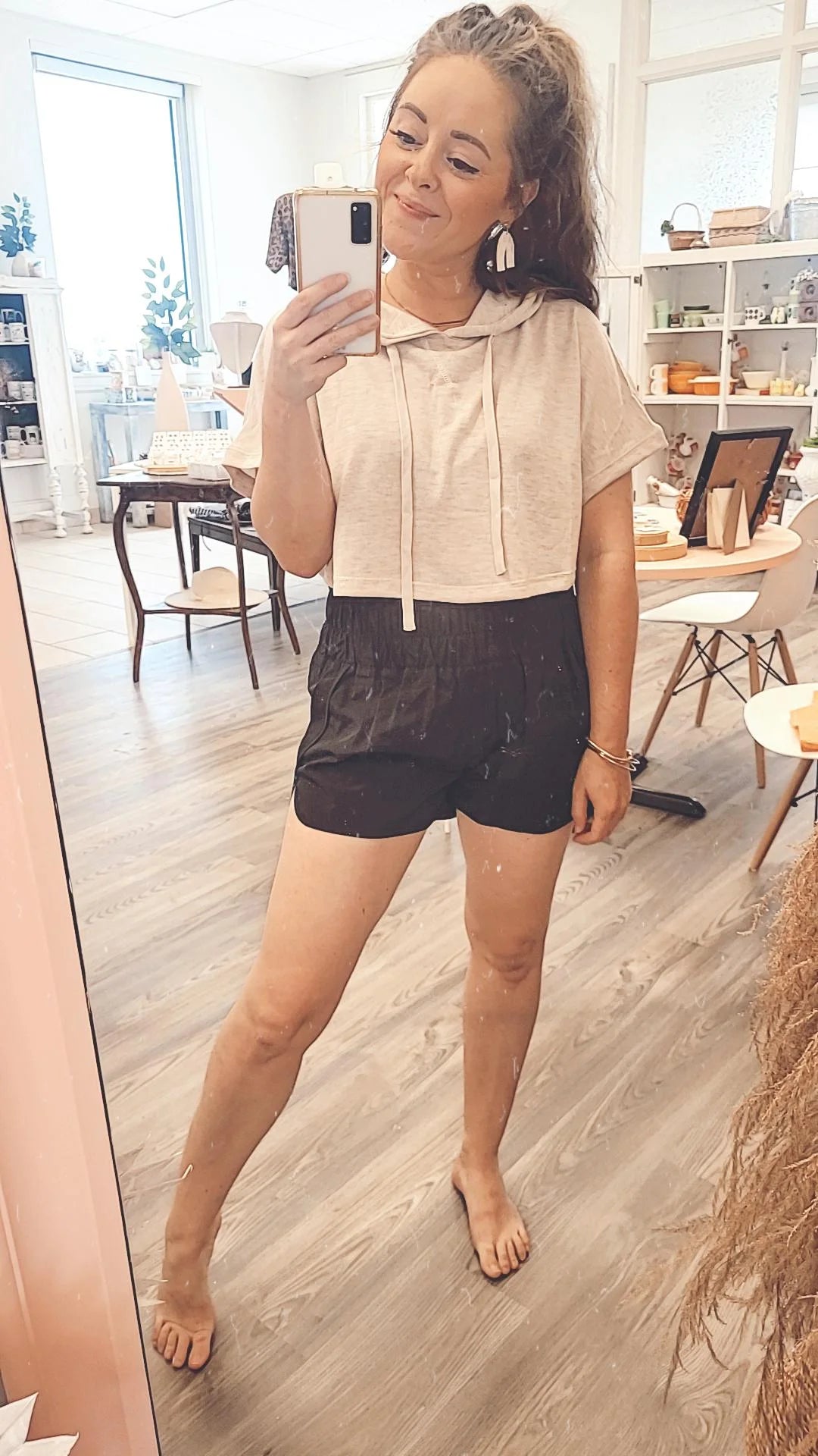 *FINAL SALE* It Girl Crop Hoodie Pullover