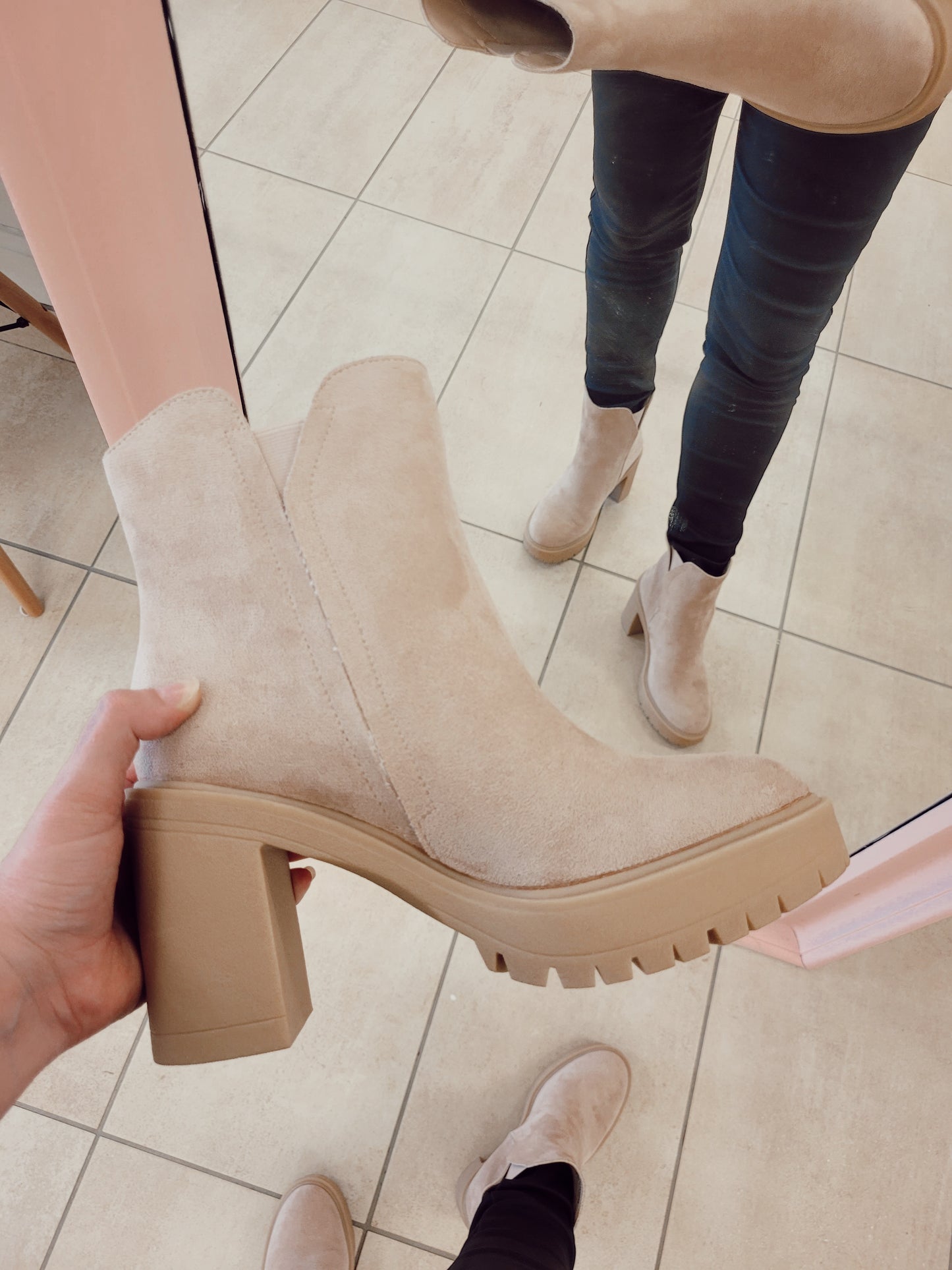 *NEW* Joplin Chelsea Boot