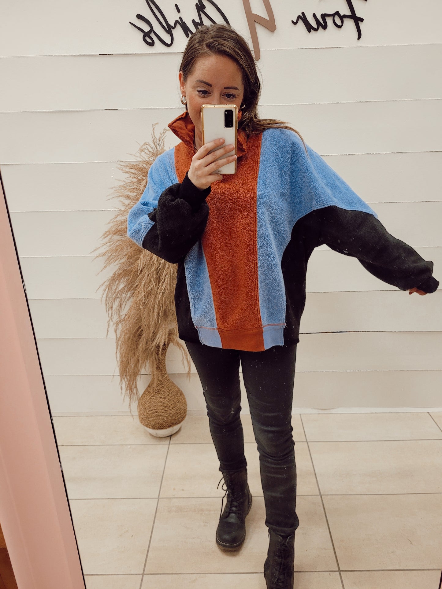 *NEW* In My Retro Era Pullover