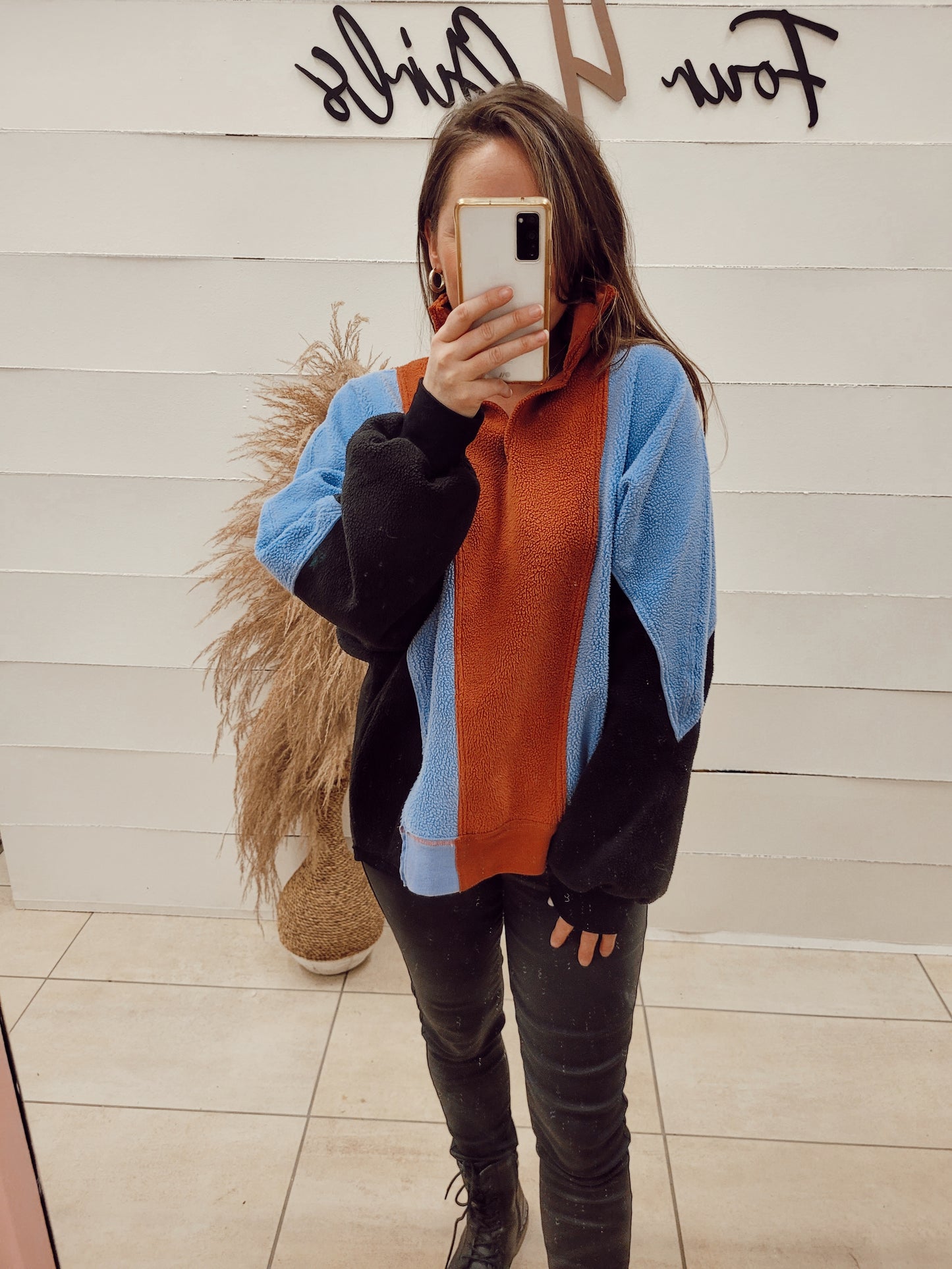 *NEW* In My Retro Era Pullover