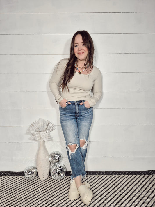 *NEW* Everyday Scoop Neck Top