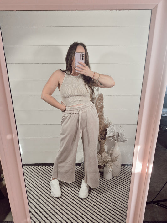 *NEW* Easy Decisions Crop Sweatpants