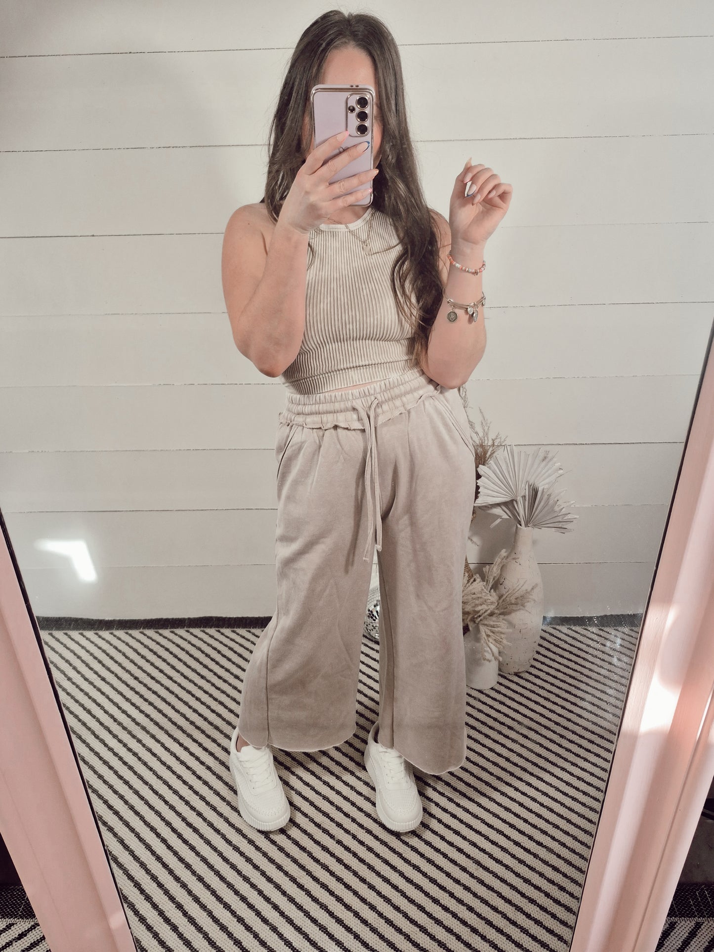 *NEW* Easy Decisions Crop Sweatpants