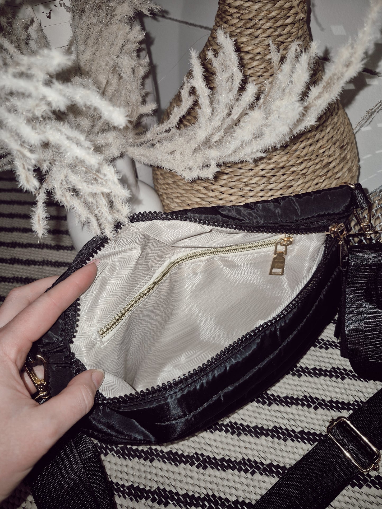 *NEW* Puffer Belt Bag