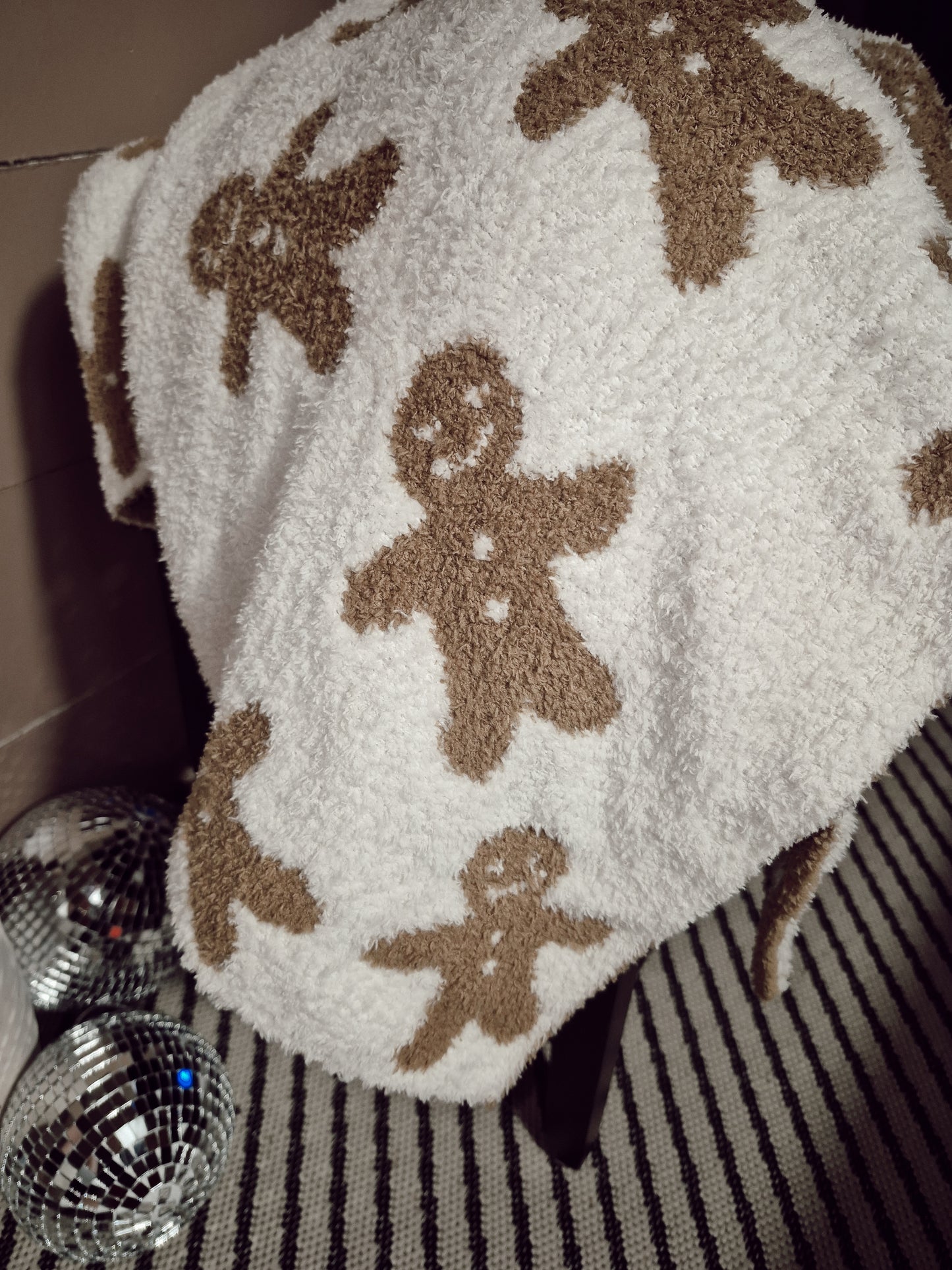 *NEW* Gingerbread Plush Blanket - Reversible